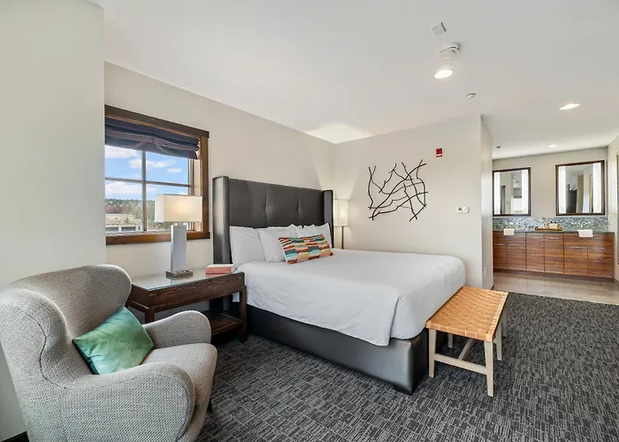Oxford Hotel Bend
